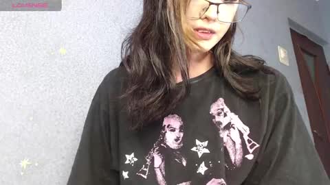 Snapshot of alex_lsf chatting on 27, 1, 2025 CorneliaLia inst  online show from 27, 1, 2025