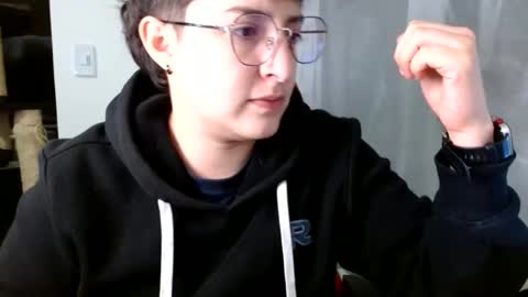 Snapshot of alex_parker07 chatting on 3, 6, 2026 Alex Parker online show from 3, 6, 2026
