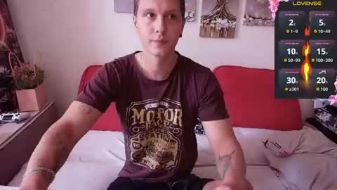 Alex WandHot online show from 22, 7, 2026