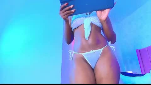 Snapshot of alexa__lopez chatting on 20, 10, 2025 alexa__lopez online show from 20, 10, 2025