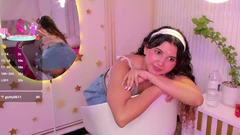Snapshot of alexa_cutte_ chatting on 29, 4, 2026 A L E X A online show from 29, 4, 2026
