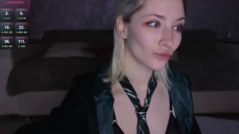 Snapshot of alexa_novak chatting on 15, 12, 2025 Alexa online show from 15, 12, 2025