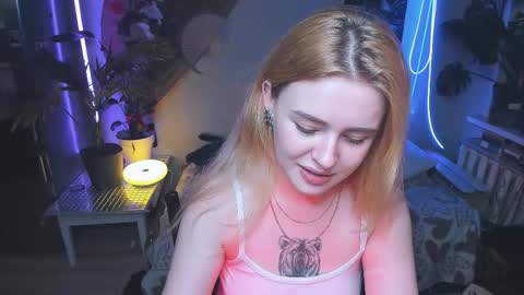 Snapshot of alexa_pirs chatting on 18, 10, 2025 alexa_pirs online show from 18, 10, 2025