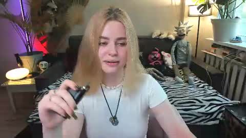 Snapshot of alexa_pirs chatting on 18, 6, 2026 alexa_pirs online show from 18, 6, 2026