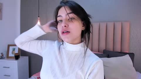 Alexa Thaylor online show from 3, 3, 2025