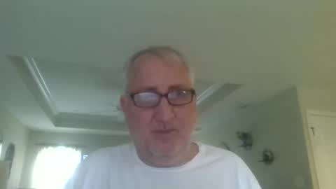 Alex online show from 10, 5, 2026