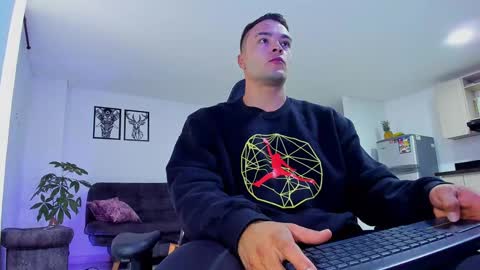 Alex Collin online show from 3, 12, 2024