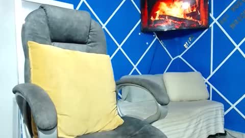 Snapshot of alexander_megan chatting on 16, 11, 2025 alexander online show from 16, 11, 2025