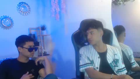 chicos hot online show from 30, 9, 2025