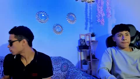 chicos hot online show from 1, 10, 2025