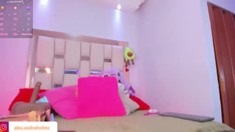 Snapshot of alexandra_holms1 chatting on 3, 10, 2025 alexandra_holms1 online show from 3, 10, 2025