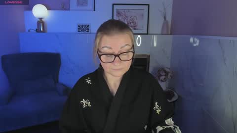 Alexandra online show from 3, 1, 2025