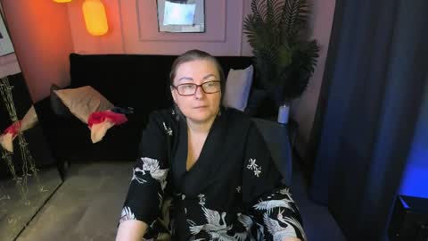 Alexandra online show from 6, 4, 2026