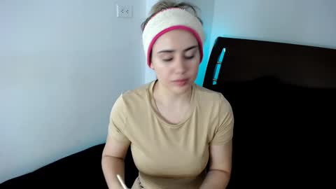 Snapshot of alexawarren_ chatting on 29, 12, 2024 alexawarren_ online show from 29, 12, 2024