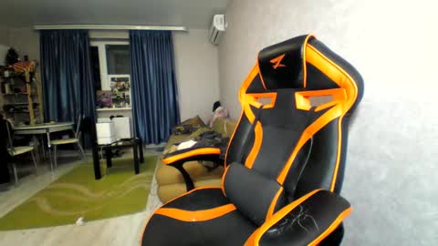 Alex online show from 5, 3, 2025