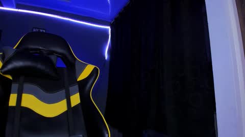 alexgiraldo__ online show from 31, 10, 2025