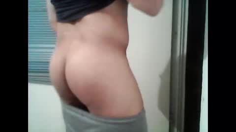 Snapshot of alexgrey82 chatting on 9, 6, 2026 alexgrey82 online show from 9, 6, 2026