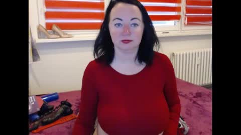 Snapshot of alexie33 chatting on 11, 2, 2025 alexie33 online show from 11, 2, 2025