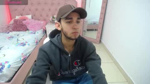 Snapshot of alexiscollinss chatting on 1, 2, 2025 alexiscollinss online show from 1, 2, 2025