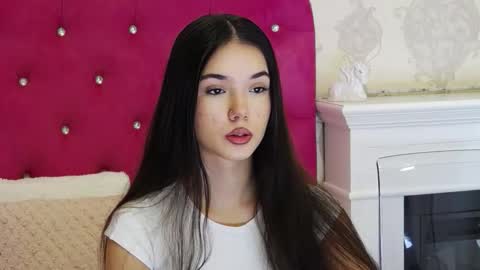 alexisdevine online show from 2, 11, 2025