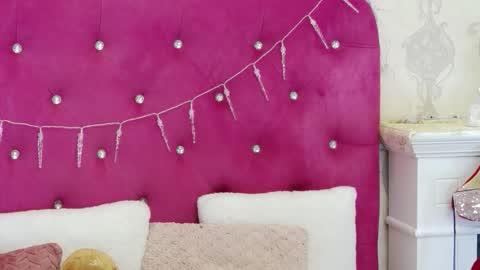 alexisdevine online show from 5, 12, 2025