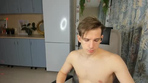 Dennis online show from 4, 3, 2025