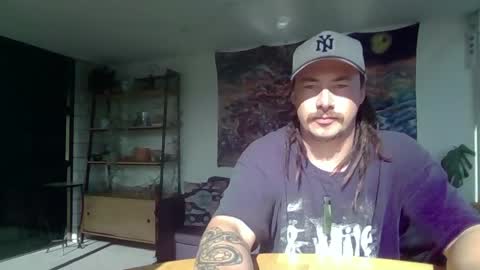 Alex online show from 19, 4, 2026