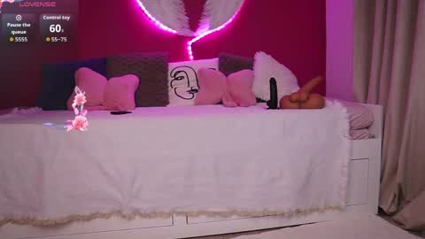 Alexxis Rae online show from 9, 3, 2026