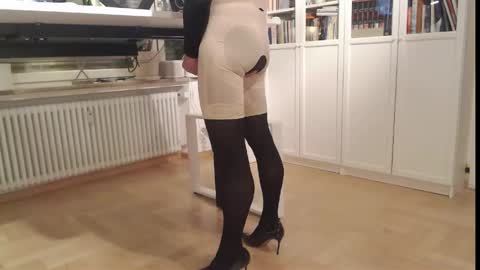 Snapshot of alexxph chatting on 24, 12, 2024 Shyshiny online show from 24, 12, 2024