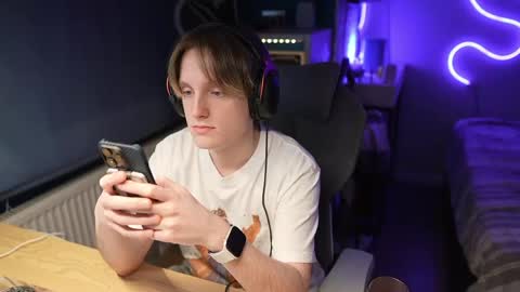 Alexycutie online show from 30, 4, 2026