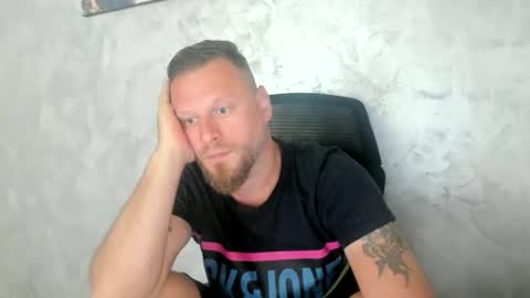 Snapshot of alexyno2020 chatting on 29, 5, 2026 alexyno2022 ONLYFANS online show from 29, 5, 2026