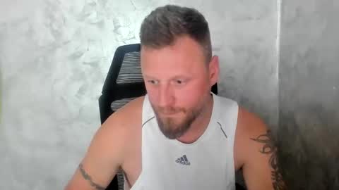 Snapshot of alexyno2020 chatting on 5, 6, 2026 alexyno2022 ONLYFANS online show from 5, 6, 2026