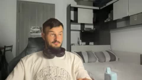 Alezandre online show from 18, 5, 2026