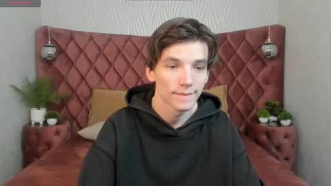 Alfred online show from 17, 10, 2025