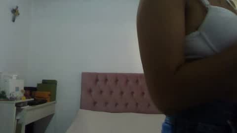 Snapshot of alia_lombardi chatting on 25, 1, 2025 Alia Anjali online show from 25, 1, 2025
