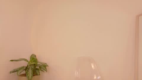 Snapshot of alia_peach_ chatting on 14, 12, 2025 Alia online show from 14, 12, 2025