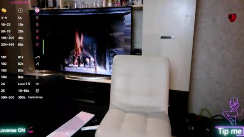 Snapshot of alice_69_sochi chatting on 7, 6, 2026 Alice 69 Sochi online show from 7, 6, 2026