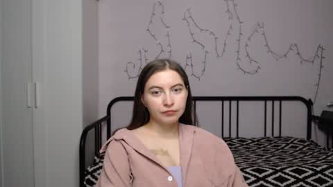 Snapshot of alice_________________________ chatting on 8, 12, 2024 Alice online show from 8, 12, 2024