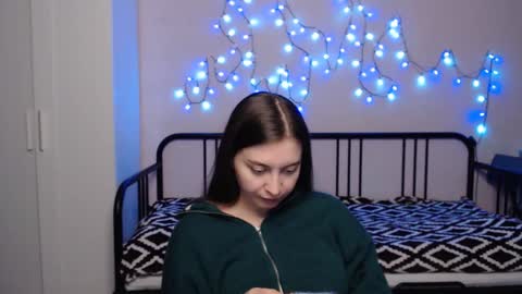 Snapshot of alice_________________________ chatting on 2, 1, 2025 Alice online show from 2, 1, 2025