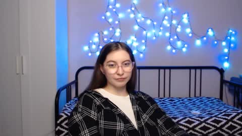 Snapshot of alice_________________________ chatting on 15, 1, 2025 Alice online show from 15, 1, 2025