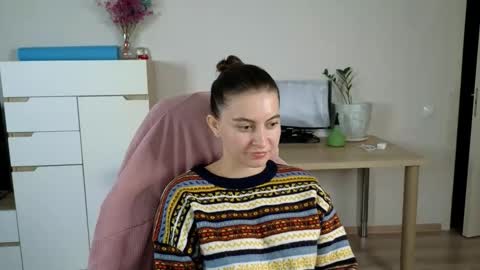 Snapshot of alice_________________________ chatting on 19, 9, 2025 Alice online show from 19, 9, 2025