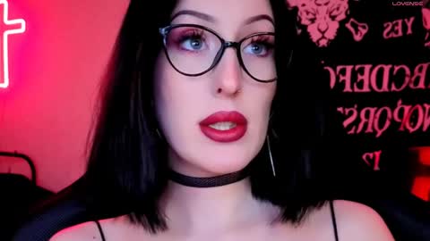 Miss Alice online show from 3, 5, 2026