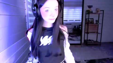 Alice Aris online show from 26, 2, 2025