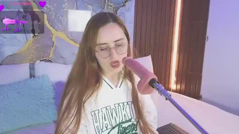 Snapshot of alice_cute77 chatting on 18, 7, 2026 Mey online show from 18, 7, 2026