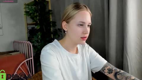 Alice online show from 14, 12, 2025