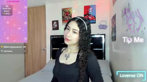 Snapshot of alice_martinez_ chatting on 16, 10, 2025 alice and amber online show from 16, 10, 2025