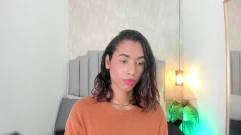 Snapshot of alice_massiel chatting on 1, 2, 2025 online show from 1, 2, 2025