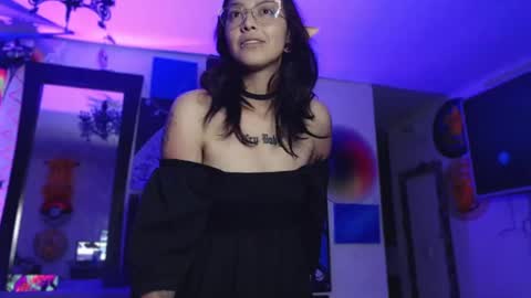      online show from 23, 1, 2025