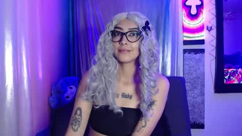      online show from 14, 9, 2025