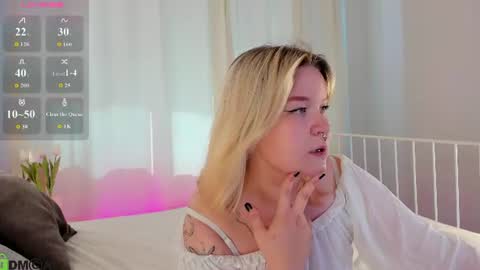 Snapshot of alice_suun chatting on 27, 7, 2026 Alice at the end of my broadcast I whom when will I be online again gtm7 online show from 27, 7, 2026